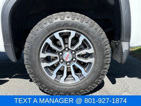 Used 2019 GMC Sierra 1500 AT4 w/ AT4 Premium Package AWD/4WD image 11