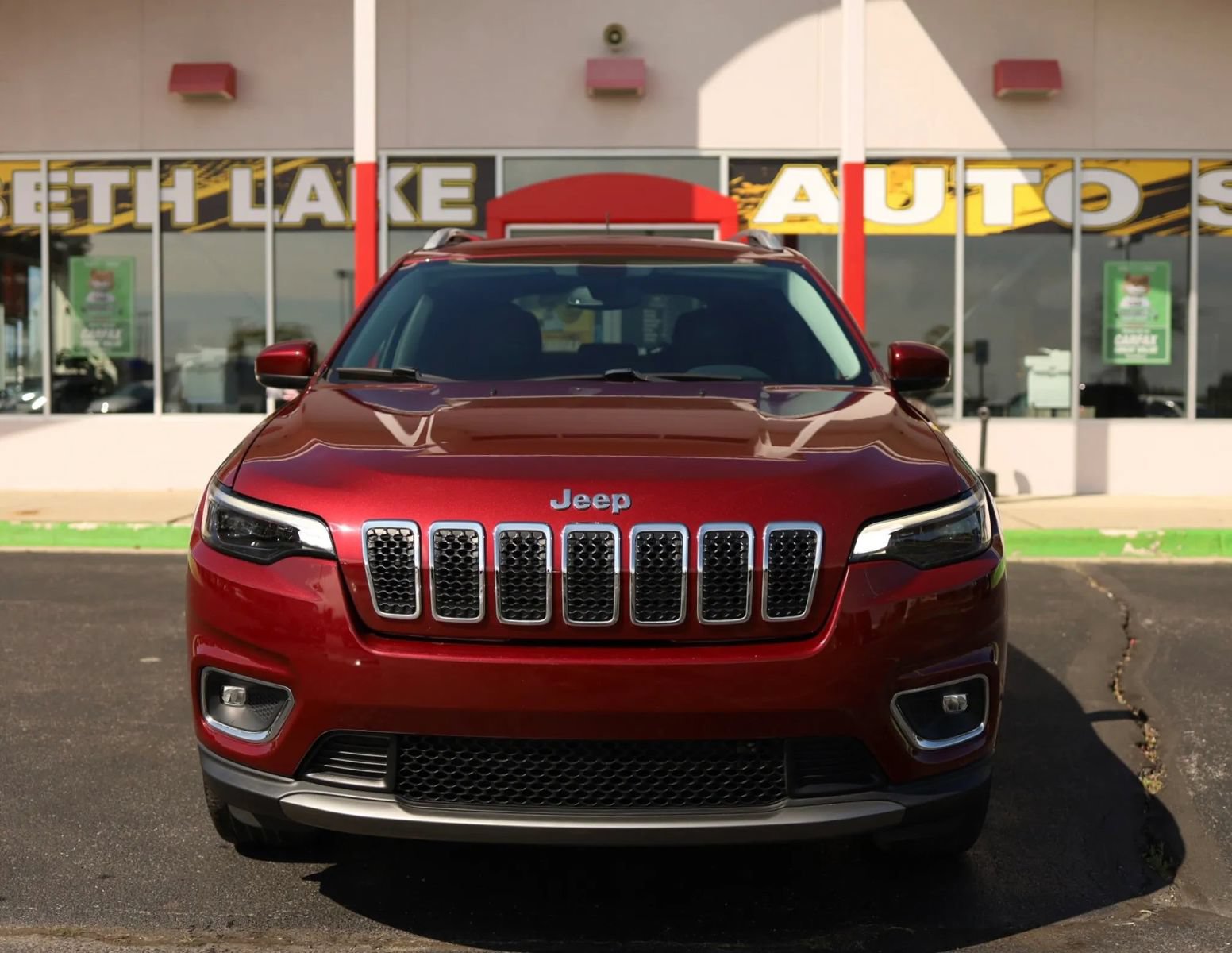 Used 2020 Jeep Cherokee Limited AWD/4WD image 2