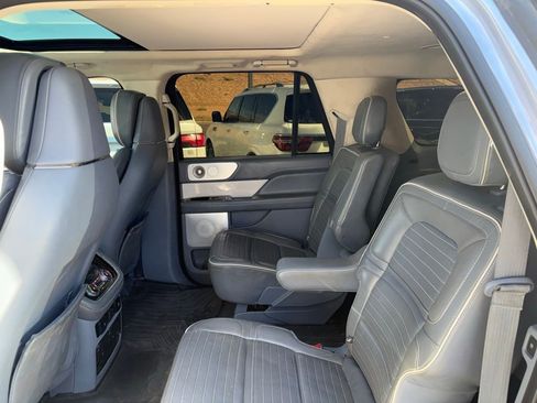 Used 2019 Lincoln Navigator L Black Label AWD/4WD image 2