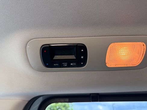 Used 2025 Honda Odyssey EX-L image 22