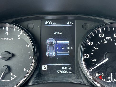 Used 2017 Nissan Rogue SL image 25