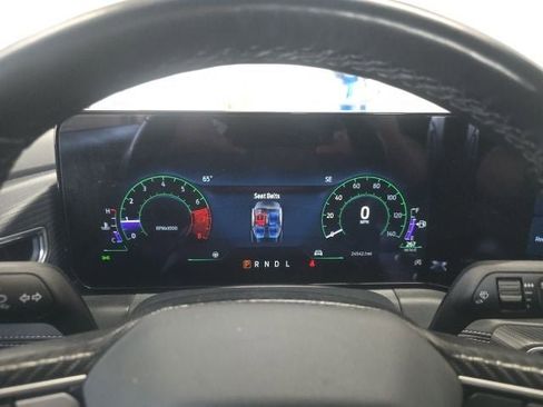 Used 2025 Ford Mustang Premium image 23