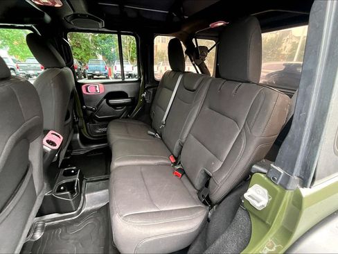 Used 2022 Jeep Wrangler Unlimited Sport AWD/4WD image 23