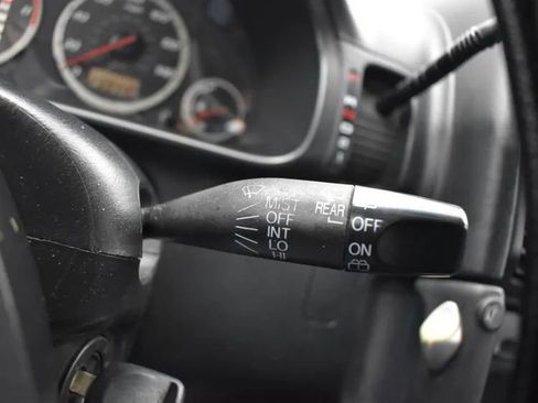 Used 2004 Honda CR-V LX image 23