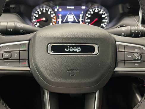 New 2026 Jeep Compass Latitude AWD/4WD image 15