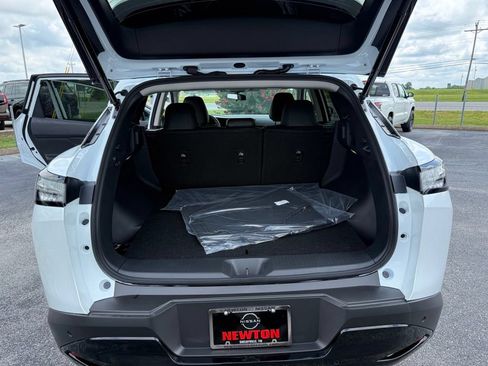 New 2026 Nissan Murano SV AWD/4WD image 15