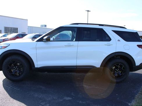 Used 2022 Ford Explorer Timberline w/ Timberline Technology Package image 4