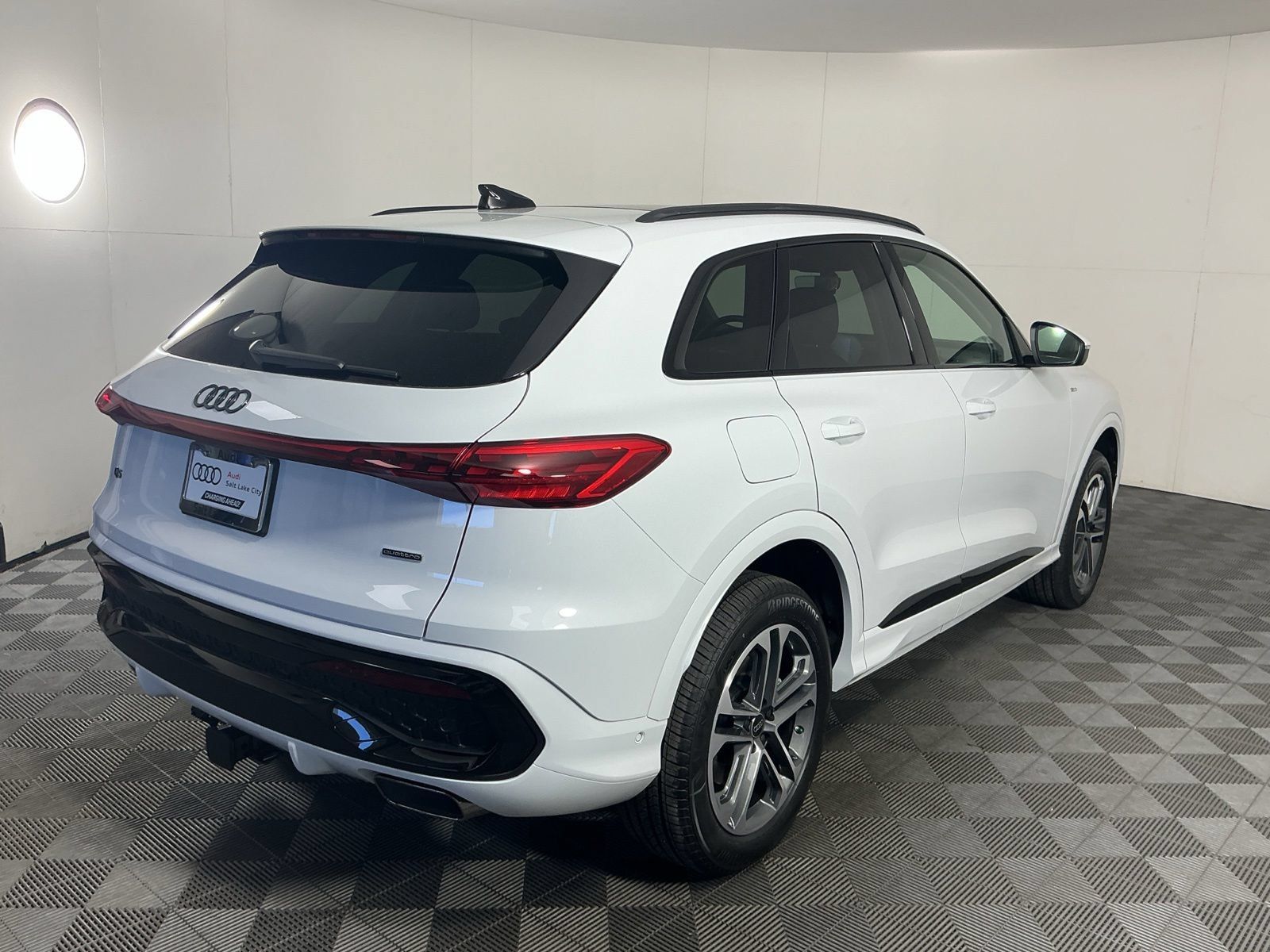 New 2026 Audi Q5 2.0T AWD/4WD image 9