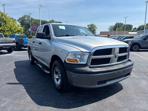 Used 2010 Dodge Ram 1500 Truck ST w/ ST Popular Equipment Group AWD/4WD image 4