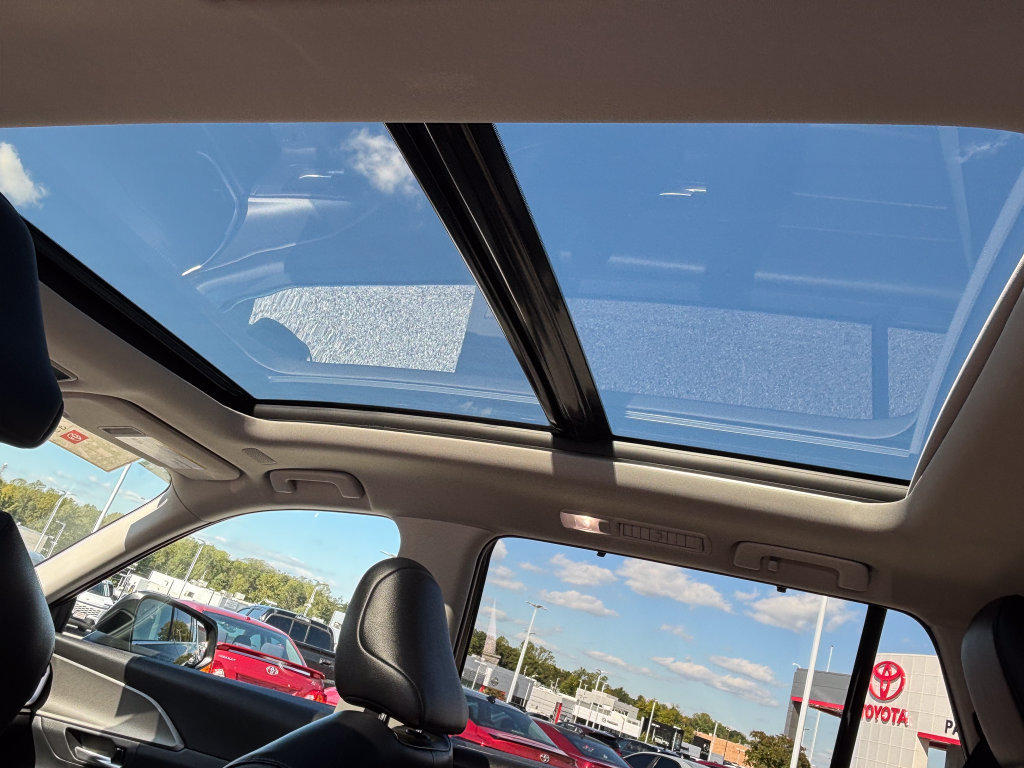 Certified 2025 Toyota Grand Highlander AWD image 16