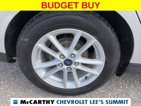 Used 2017 Ford Focus SE FWD image 15