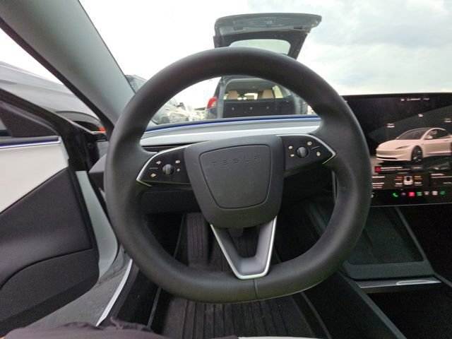 Used 2025 Tesla Model 3 Long Range RWD image 18