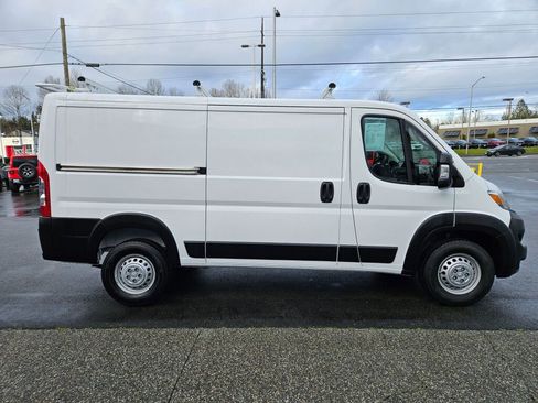 Used 2025 RAM ProMaster 1500 w/ Safety Group image 6