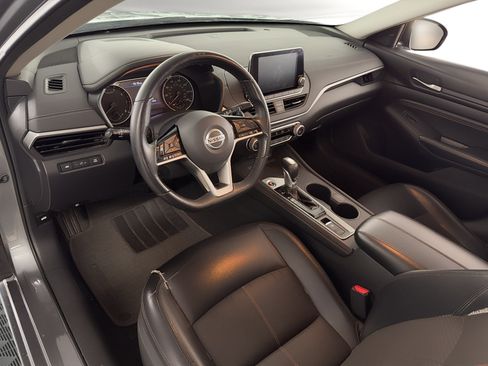 Used 2019 Nissan Altima 2.5 SR w/ SR Premium Package AWD/4WD image 4