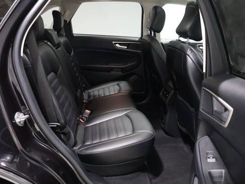 Used 2022 Ford Edge SEL w/ Convenience Package image 24