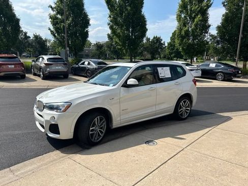 Used 2016 BMW X3 xDrive28i AWD/4WD image 3