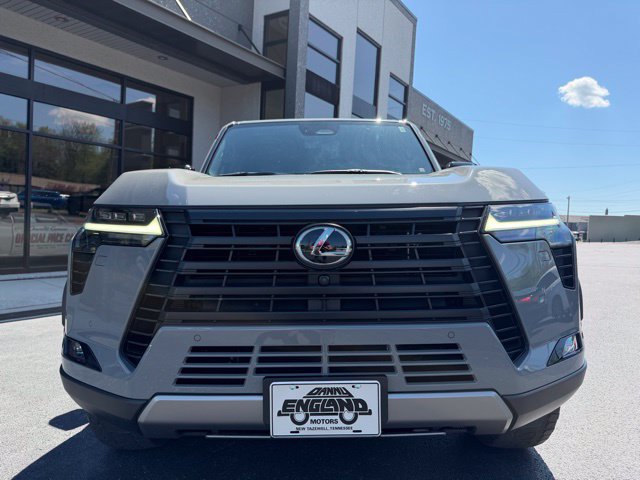 Used 2024 Lexus GX 550 AWD/4WD image 4