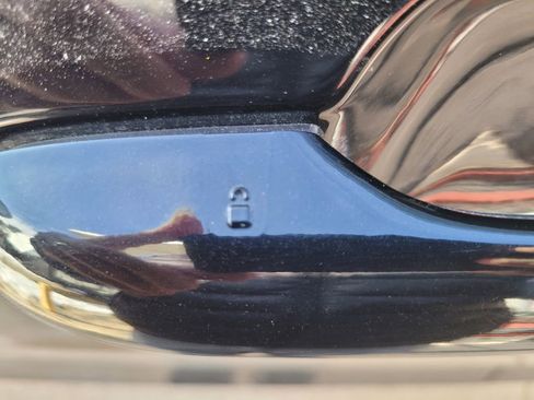 Used 2021 Ford Explorer XLT w/ Equipment Group 202A image 15