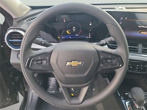 New 2026 Chevrolet Trax LT image 26