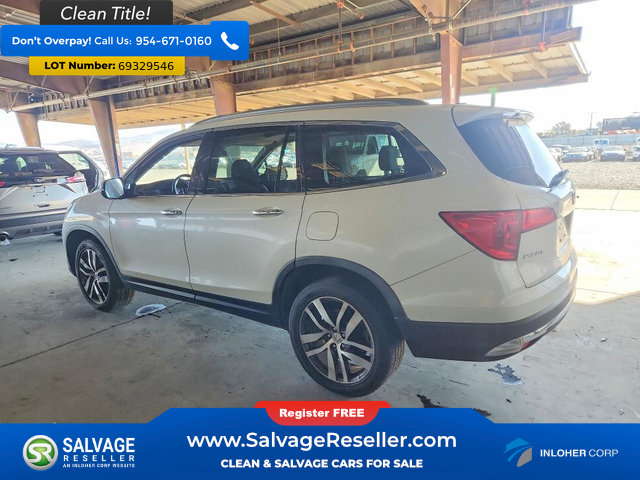 Used 2017 Honda Pilot Touring image 3