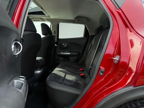 Used 2014 Nissan Juke SV w/ Navigation Package image 15