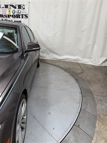 Used 2014 BMW 335i Sedan w/ Technology Package RWD image 10