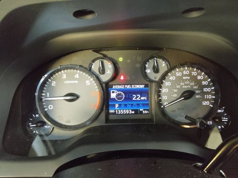 Used 2016 Toyota Tundra SR w/ Tow Package image 23