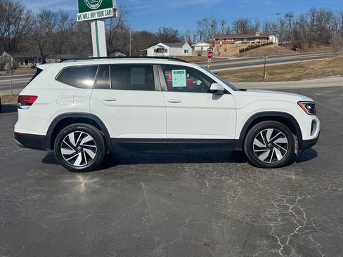 Used 2025 Volkswagen Atlas SE image 5