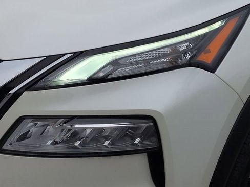 Used 2023 Nissan Rogue SV AWD/4WD image 9