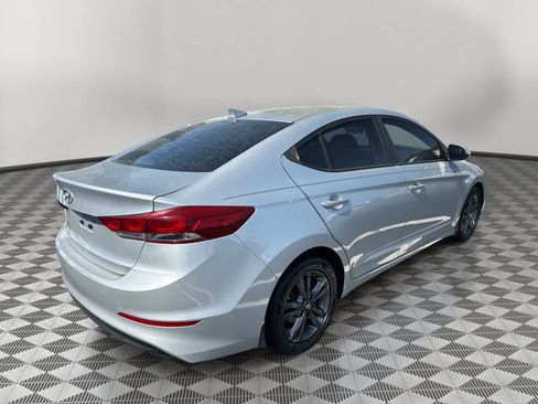 Used 2018 Hyundai Elantra SEL FWD image 3