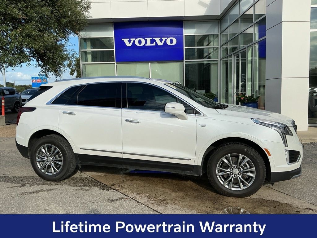 Used 2021 Cadillac XT5 Premium Luxury w/ LPO, Floor Liner Package FWD image 2