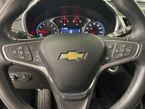 Certified 2020 Chevrolet Equinox LT w/ Driver Convenience Package image 11