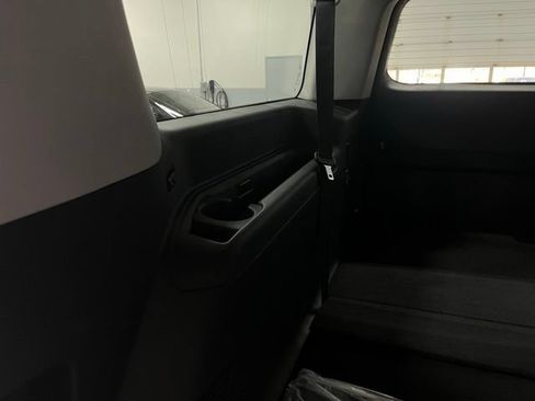 Used 2025 Ford Expedition Max Active AWD/4WD image 32