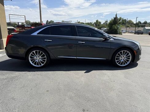 Used 2013 Cadillac XTS Platinum FWD image 8