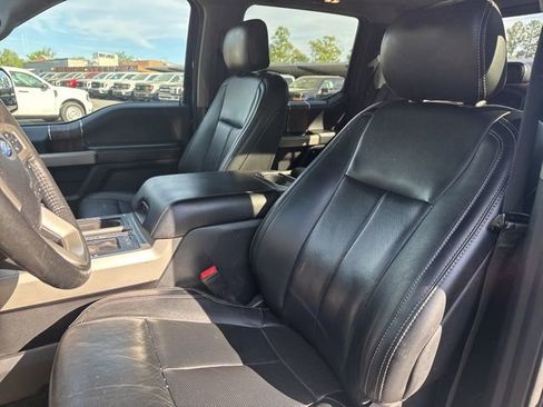 Used 2019 Ford F150 Lariat w/ Equipment Group 502A Luxury image 9