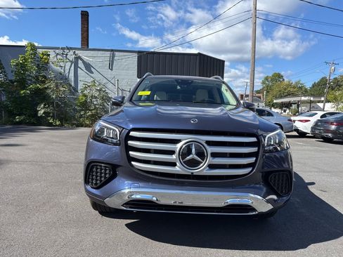 New 2026 Mercedes-Benz GLS 450 4MATIC image 2