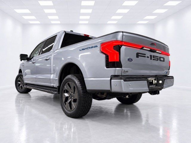 Used 2022 Ford F150 Lightning Lariat AWD/4WD image 10