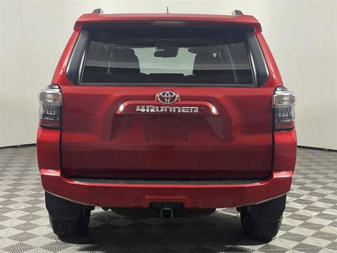 Certified 2024 Toyota 4Runner SR5 Premium w/ Moonroof Package AWD/4WD image 6
