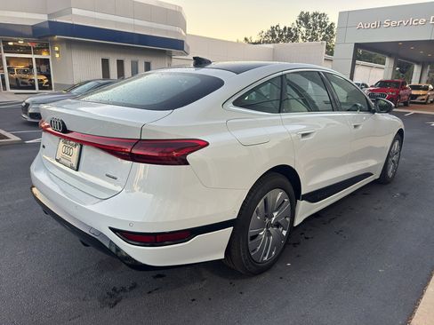 New 2025 Audi A6 e-tron Premium AWD/4WD image 5