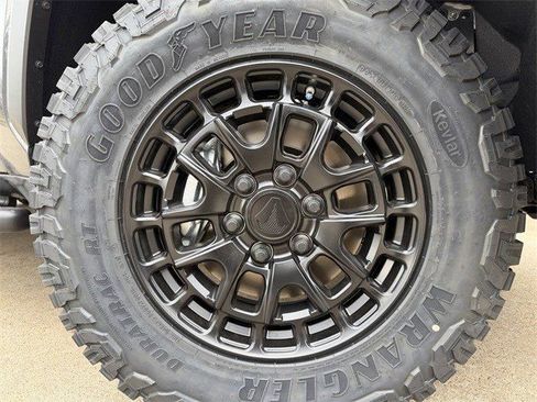 New 2026 Toyota Tundra SR5 image 10