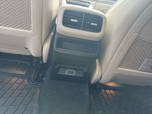 Certified 2024 Mercedes-Benz GLE 350 4MATIC image 20