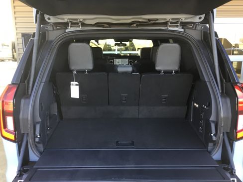 New 2025 Ford Expedition Platinum w/ Stealth Appearance Package image 14