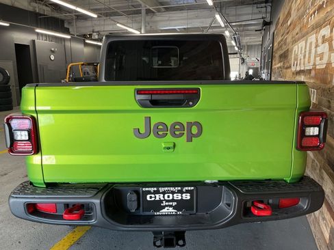 New 2026 Jeep Gladiator Rubicon AWD/4WD image 24
