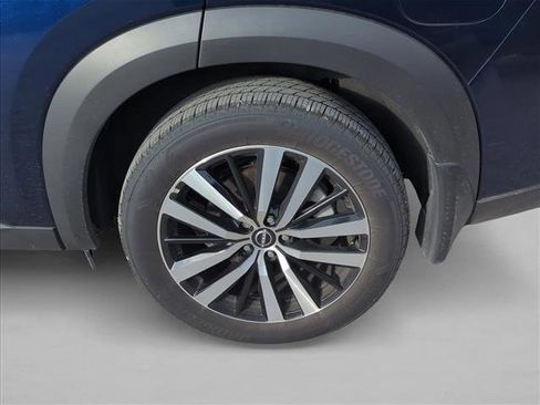 Used 2025 Nissan Pathfinder Platinum w/ Cargo Package FWD image 6