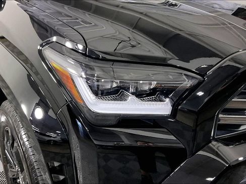 Used 2025 Toyota 4Runner Platinum AWD/4WD image 34