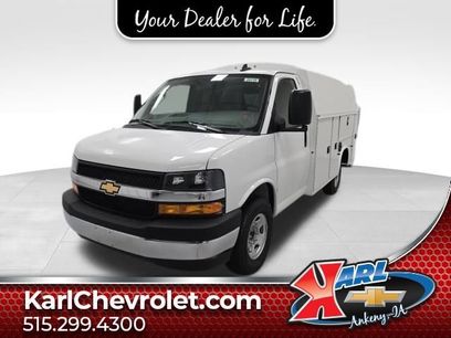 New 2025 Chevrolet Express 3500 w/ Power Convenience Package