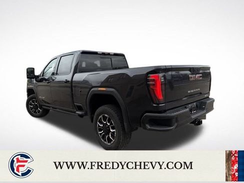 Certified 2024 GMC Sierra 2500 AT4 w/ Technology Package AWD/4WD image 35