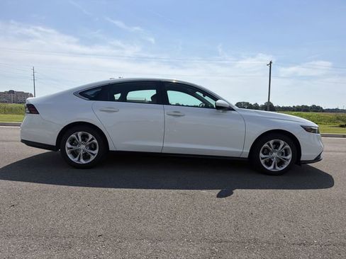 Used 2024 Honda Accord LX image 7