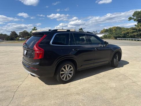 Used 2017 Volvo XC90 T6 Momentum w/ Vision Package AWD/4WD image 14
