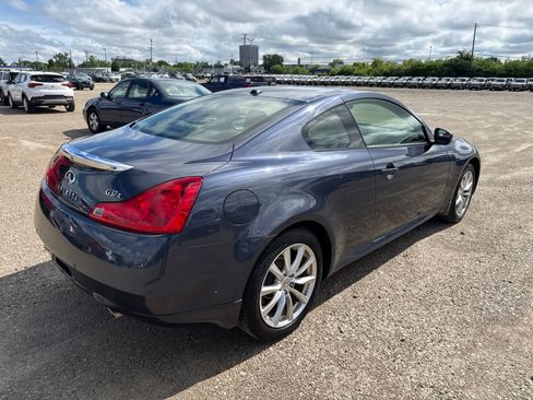 Used 2013 INFINITI G37 x Coupe w/ Premium Pkg AWD/4WD image 3